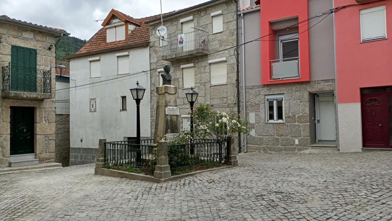 Villa Casa Do Pelourinho - T1 à Loriga Extérieur photo